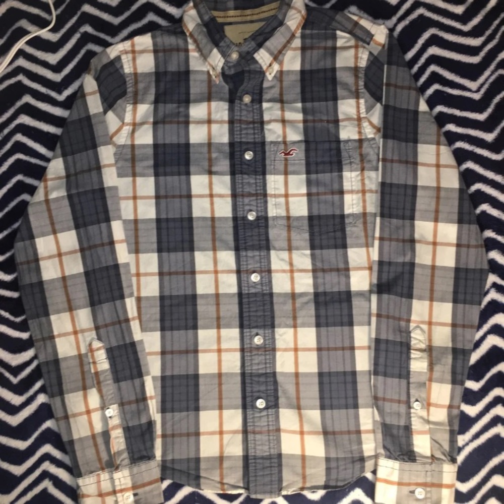 hollister button Up